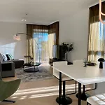 Vektor Premium With Rooftop Garden & Free Parking Apartmán *