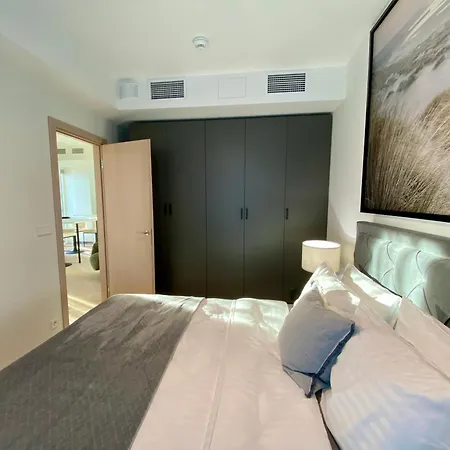 Vektor Premium With Rooftop Garden & Free Parking Apartment Tallinn